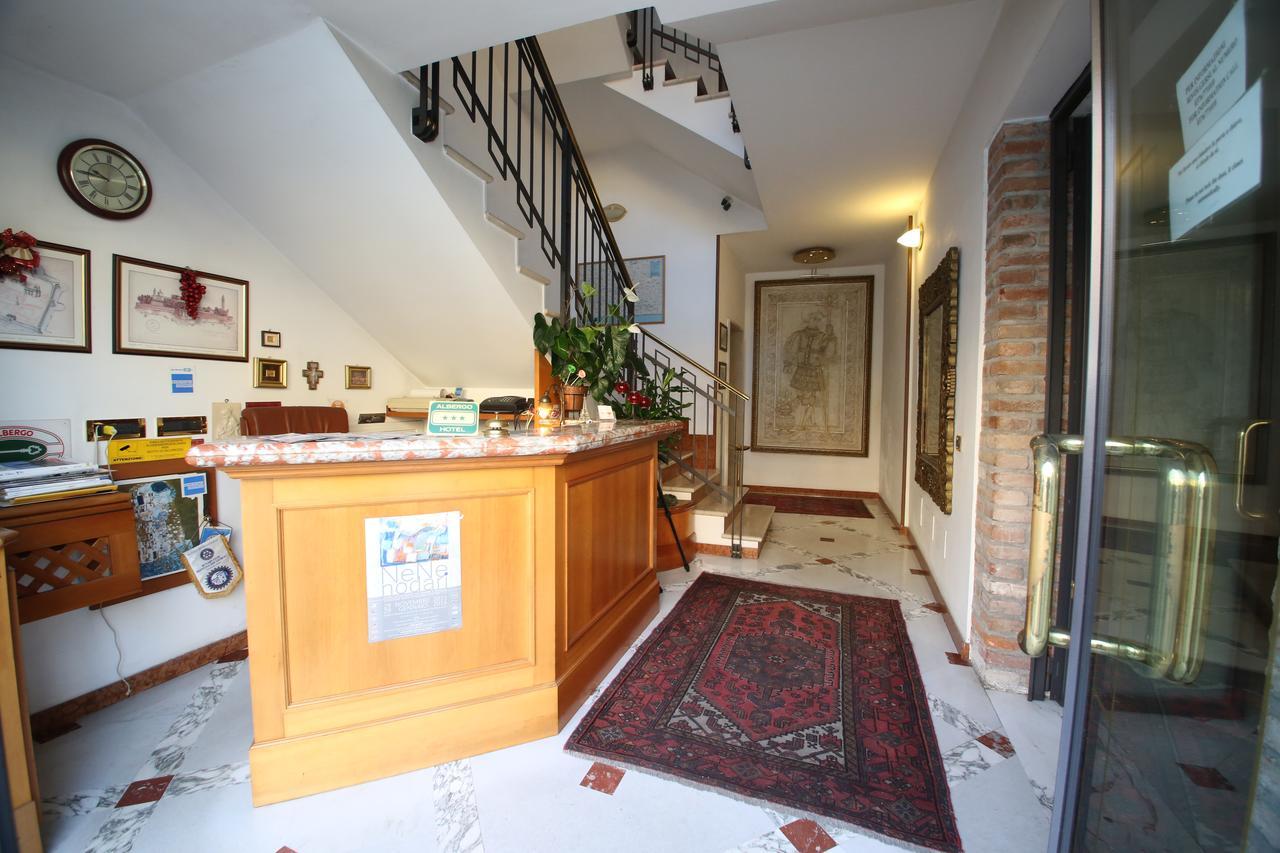 Hotel Paris Castel Goffredo Buitenkant foto